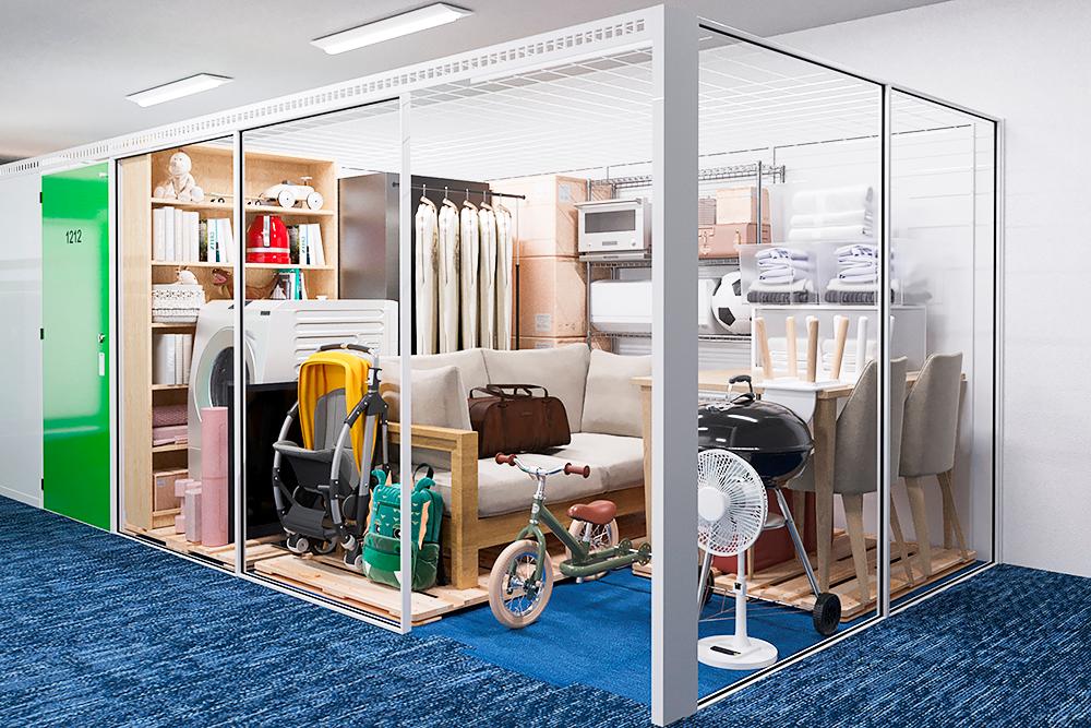 6帖以上タイプの収納スペースに本棚やたんす、ソファ、ダイニングテーブルチェアなどあらゆる大型家具も一緒に整理して保管している様子